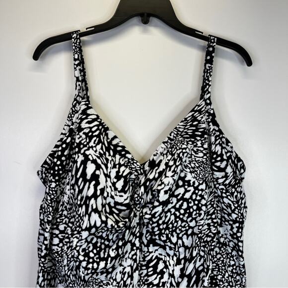 Swim Solutions Printed Flyaway Fauxkini One piece black white - 20W - Picture 4 of 15